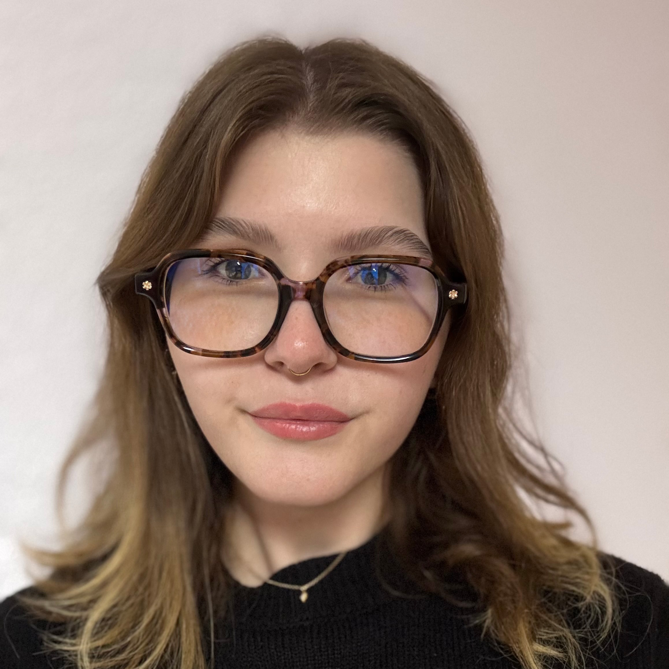 Zoe Lange